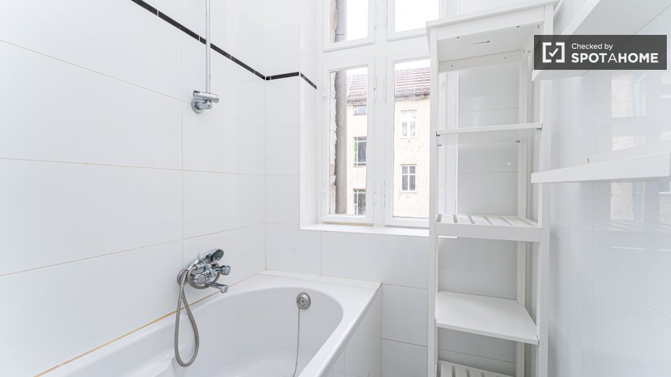 Room, Wühlischstraße, Berlin