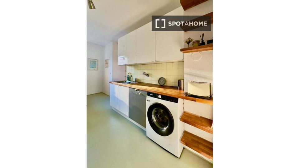 Apartment, Paul-Lincke-Ufer, Berlin