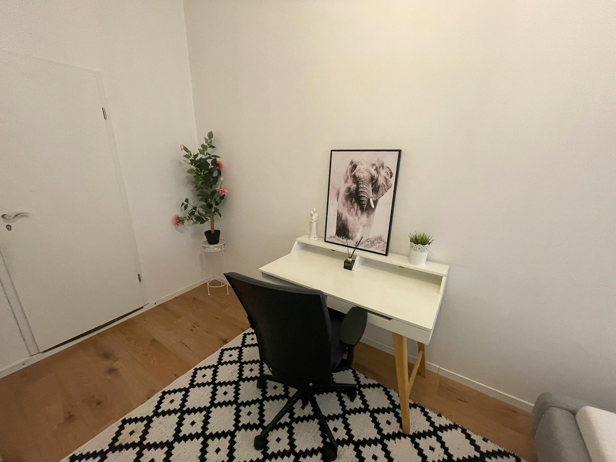 Apartment, Hirschgartenallee, Munich