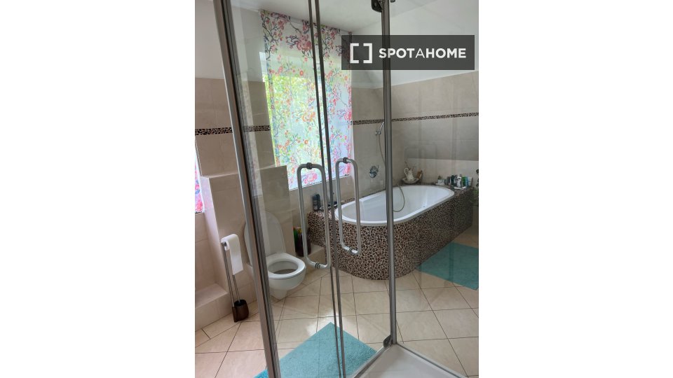 Room, Oehlertpl., Berlin