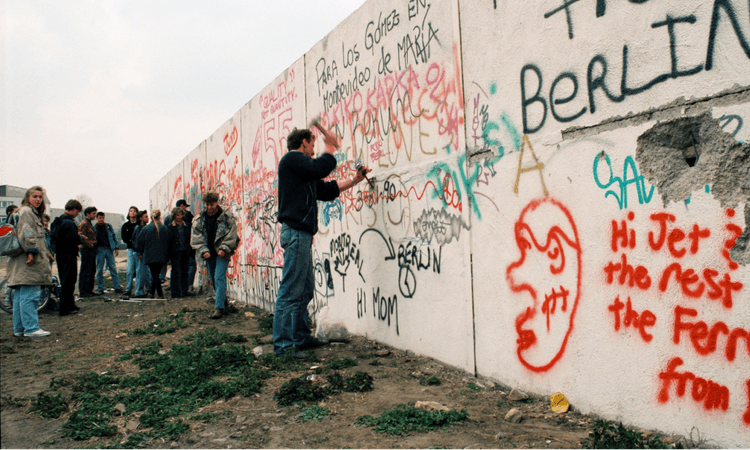 How is Berlin celebrating 35 years since the Wall fell this weekend?