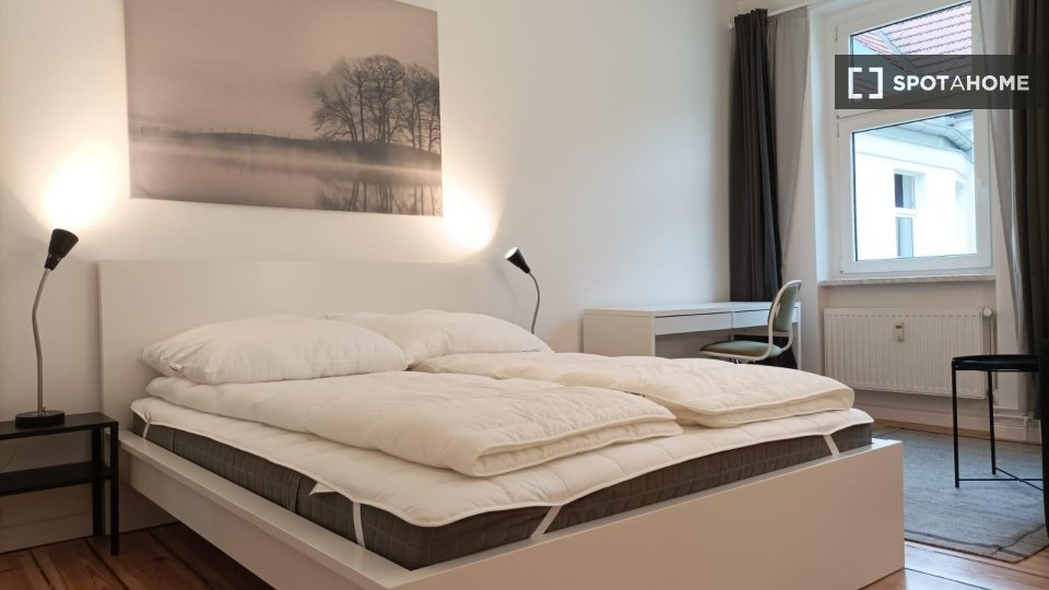 Apartment, Sonnenallee, Berlin