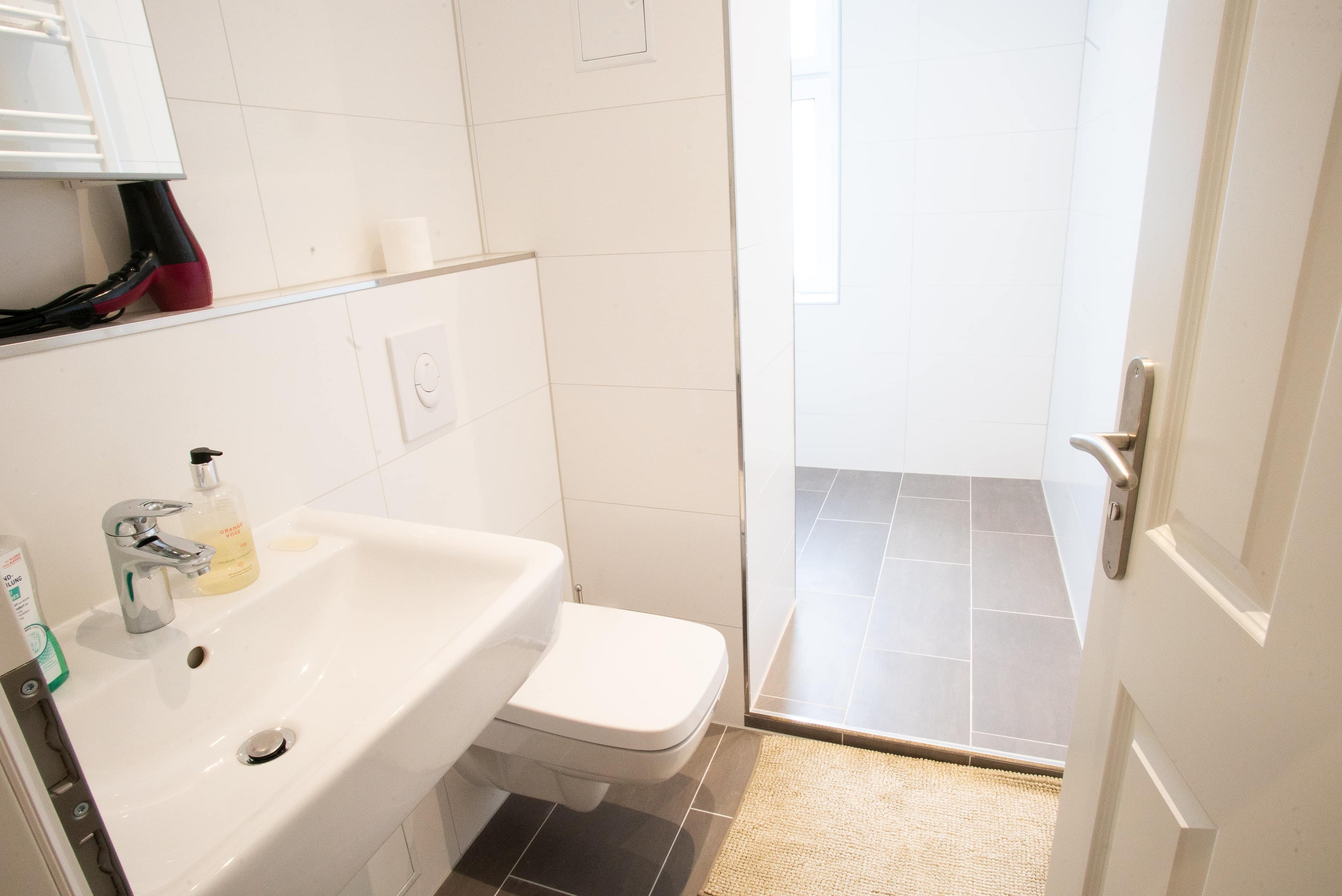 Room, Sonnenallee, Berlin