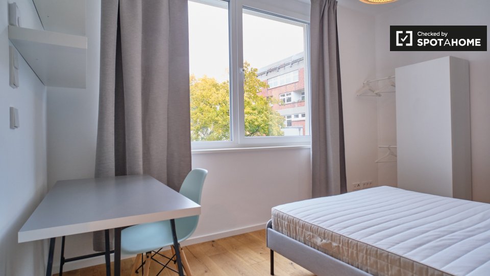 Room, Nazarethkirchstraße, Berlin