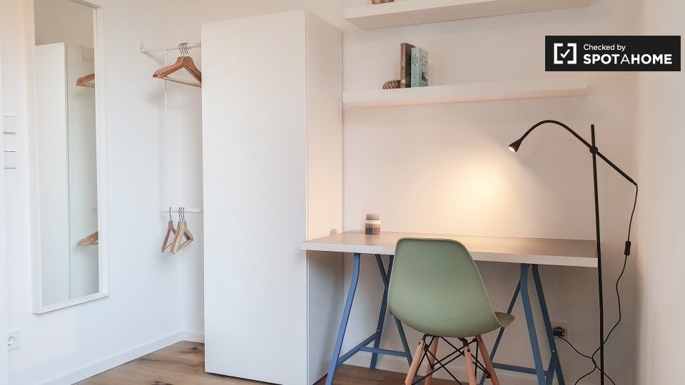 Room, Nazarethkirchstraße, Berlin