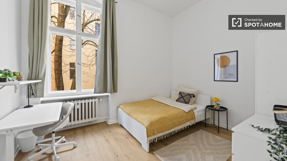 Room, Münchener Str., Berlin