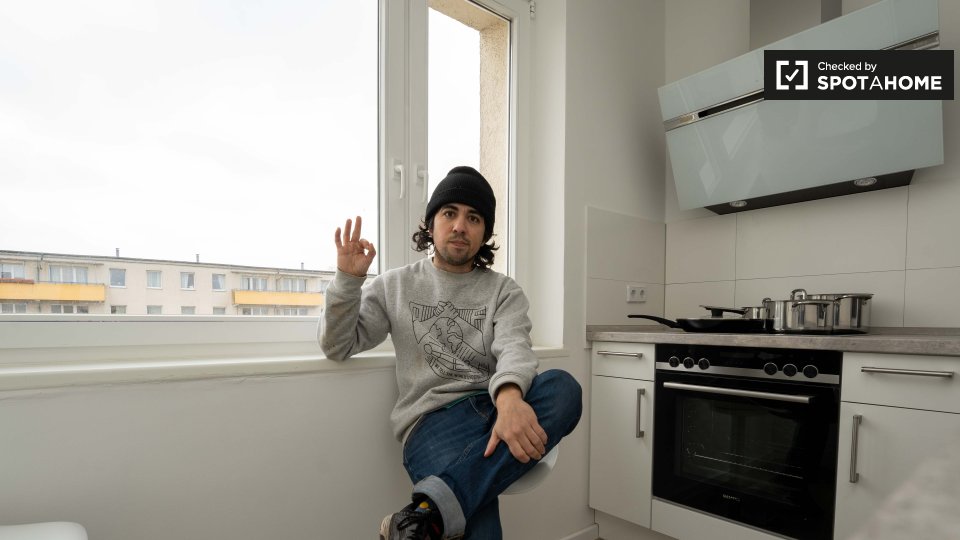 Room, Neltestraße, Berlin