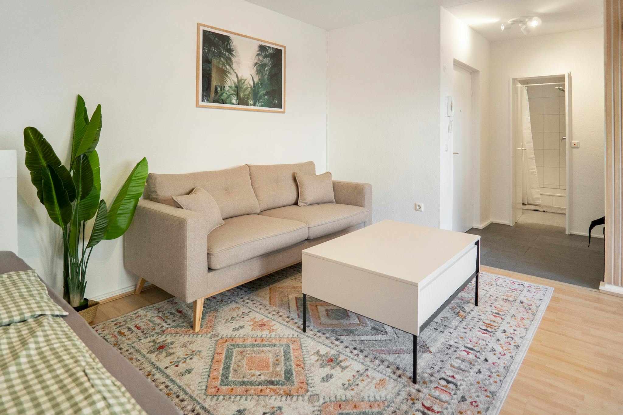 Apartment, Waisenhausgasse, Cologne