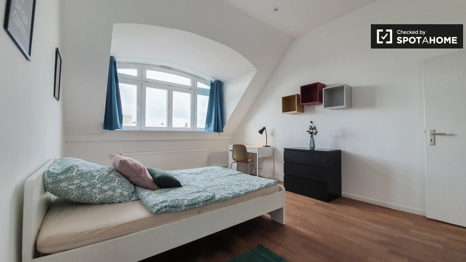 Room, Martin-Luther-Str., Berlin