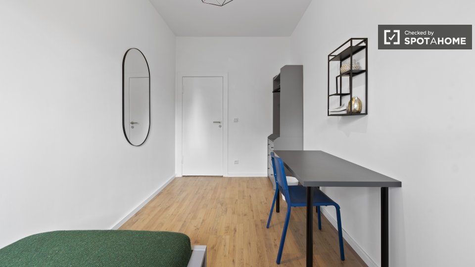 Room, Rübelandstraße, Berlin