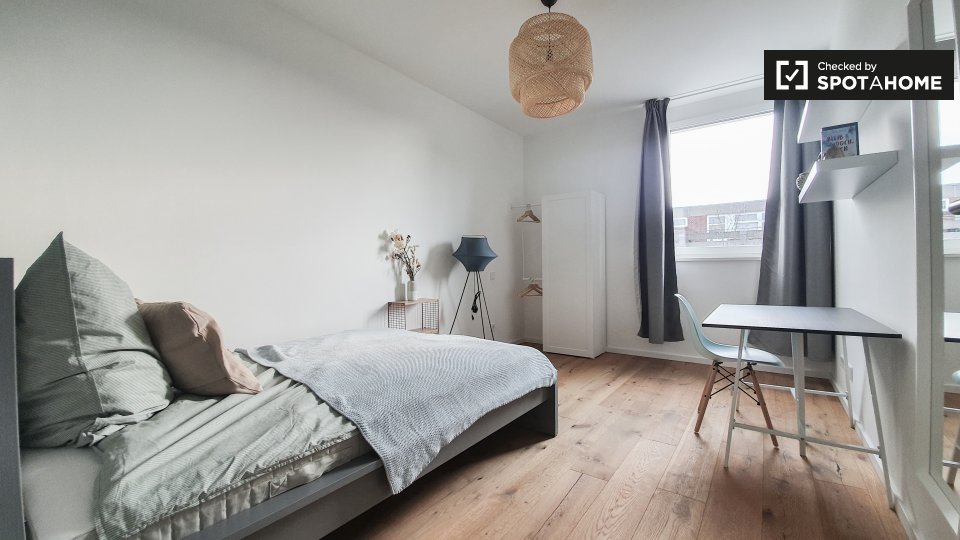 Room, Nazarethkirchstraße, Berlin