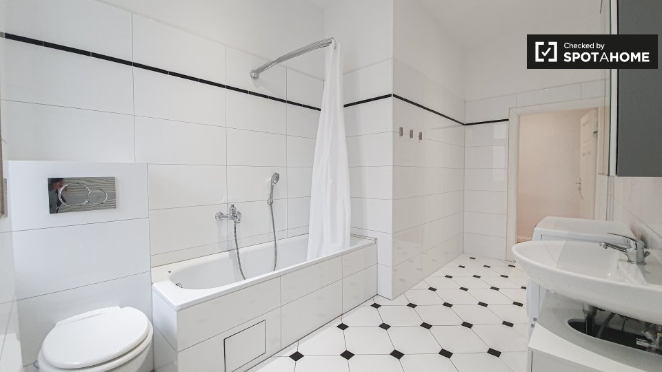 Room, Boxhagener Str., Berlin