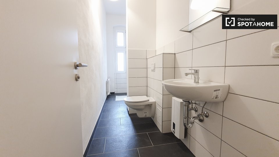 Room, Kottbusser Damm-30, Berlin
