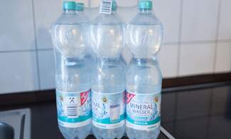 Germans urged to ditch bottled water to protect the environment