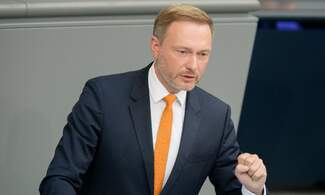 German Finance Minister unveils 30-billion-euro tax relief for 2022