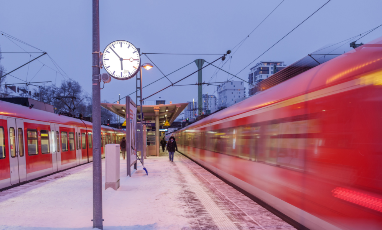 DB: Ακυρώσεις τρένων στη Γερμανία μέχρι τα μέσα της εβδομάδας