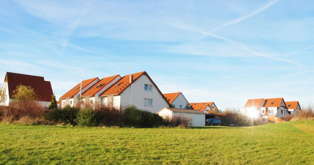 Can&#039;t afford the city? Move to the countryside says German association
